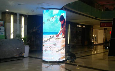 印度购物中心室内P4柔性LED屏