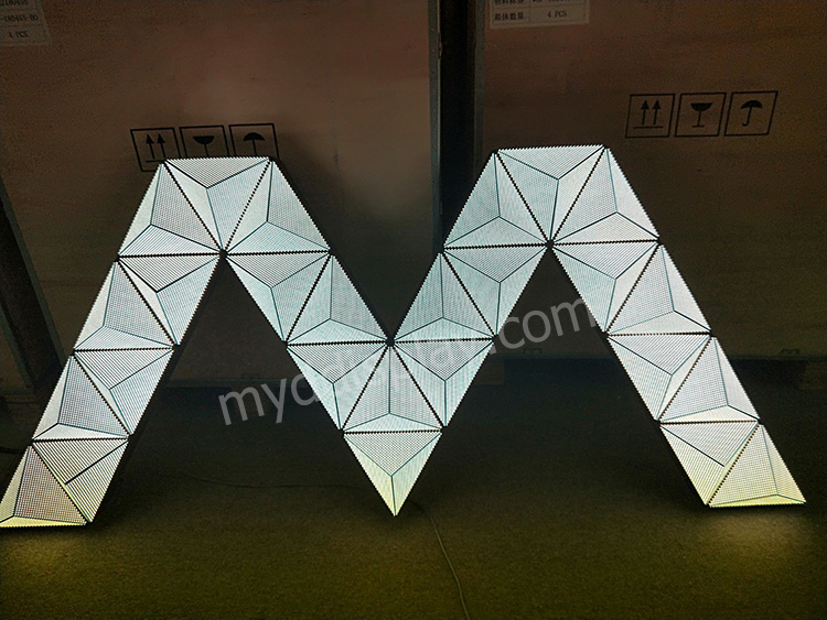 LED三角屏