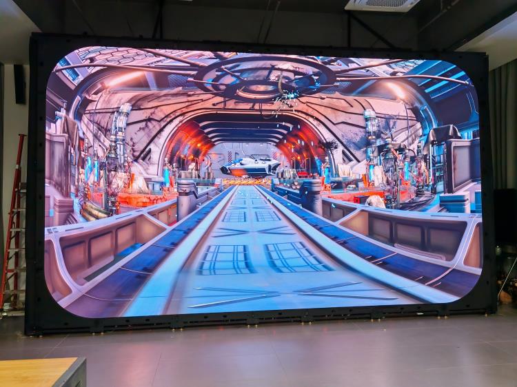 深圳职业技术大学LED CAVE-R沉浸式大屏